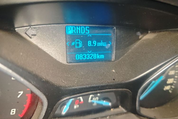 福特 福克斯 2012款 两厢 1.6L 自动风尚型中控内饰15