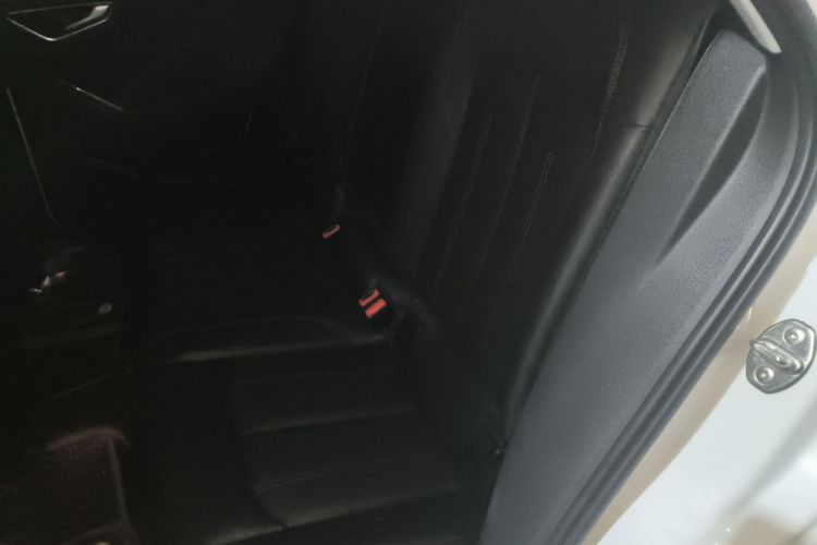 奥迪Q2L 2022款 35 TFSI 进取动感型中控内饰21