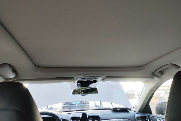 领克02 2022款 1.5TD DCT耀Plus局部细节22