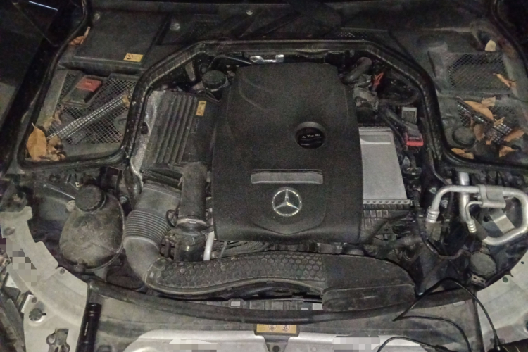 奔驰C级 2015款 C 180 L 运动型局部细节24