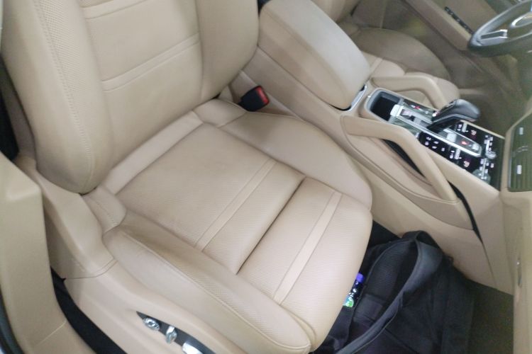 保时捷 2018款 Cayenne 3.0T局部细节41