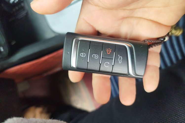 广汽传祺 传祺GS3 2021款 POWER 270T 自动劲享版中控内饰11