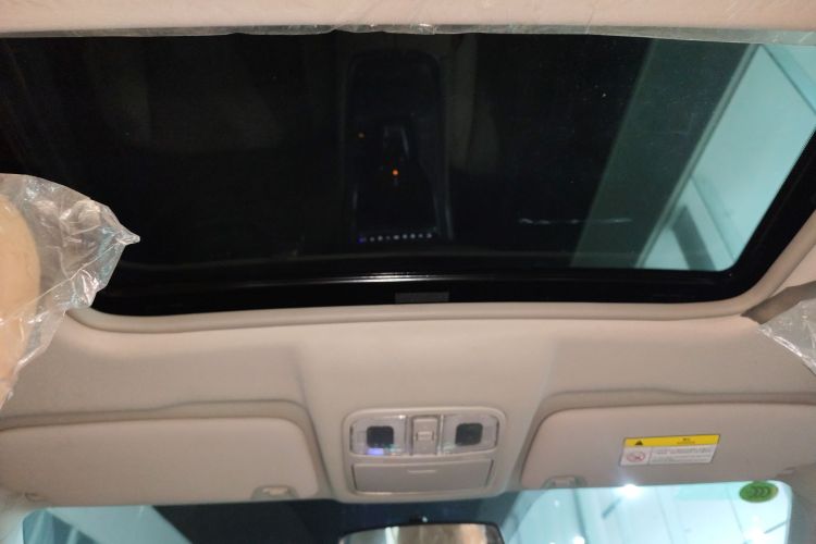 蓝电E5 2023款 1.5L DE-i 100KM畅享型 5座中控内饰22