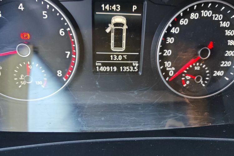 大众 凯路威 2018款 2.0TSI 四驱豪华版 7座中控内饰15