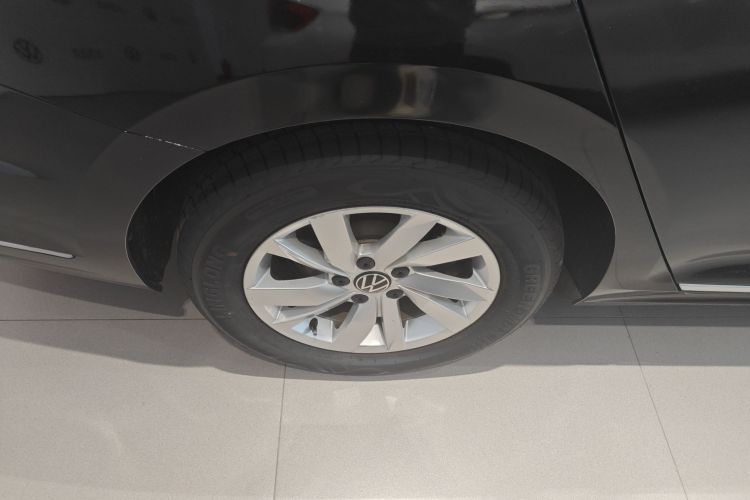 大众 帕萨特 2022款 280TSI 商务版车身外观6008