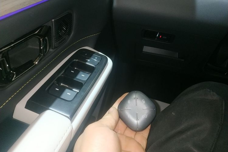 捷途山海L6 2024款 1.5TD DHT ULTRA中控内饰11