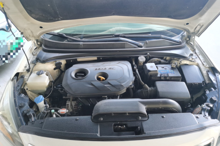 现代 名图 2014款 1.8L 自动尊贵型DLX机舱底盘24