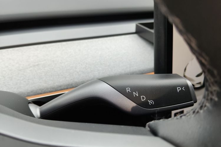 特斯拉 Model Y 2024款 后轮驱动版局部细节18