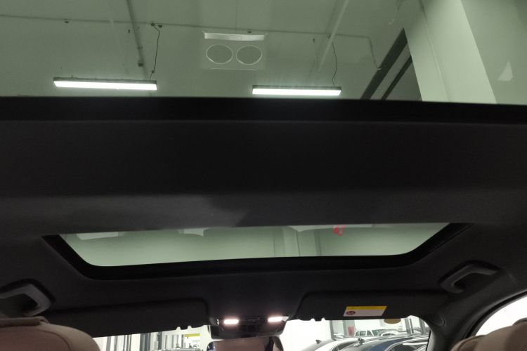 理想汽车 理想L8 2025款 Pro 智能焕新版中控内饰22