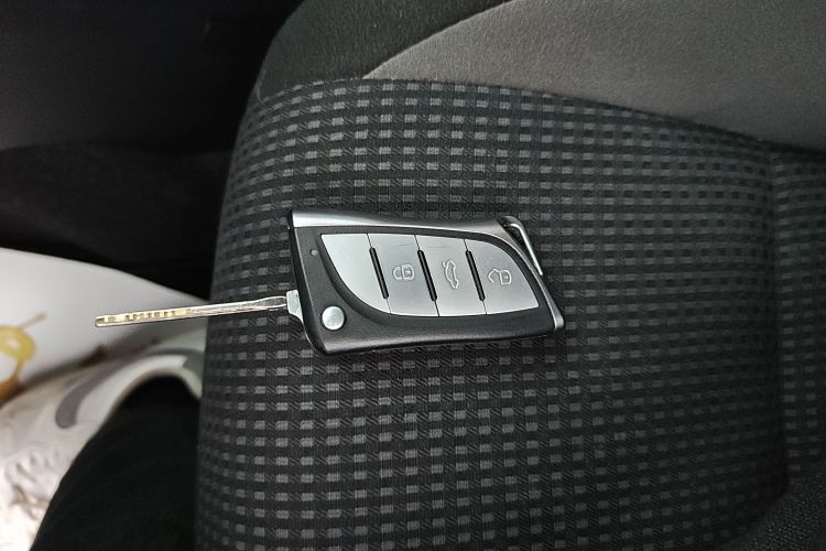 丰田 威驰 2021款 1.5L CVT创行版中控内饰11