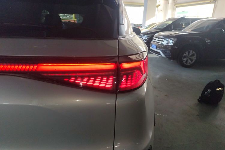 北京汽车 北京X7 2023款 1.5TD DCT尊享+版车身外观6006