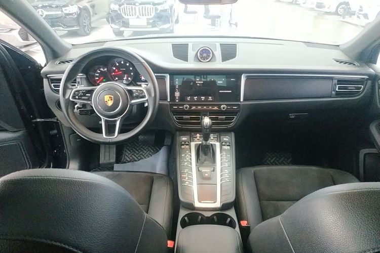 保时捷 2020款 Macan 2.0T中控内饰12