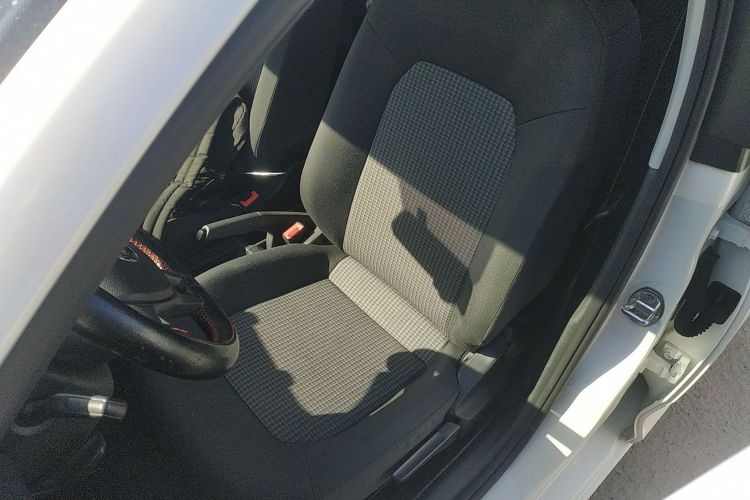 大众 桑塔纳 2019款 1.5L 手动风尚版 国VI中控内饰19