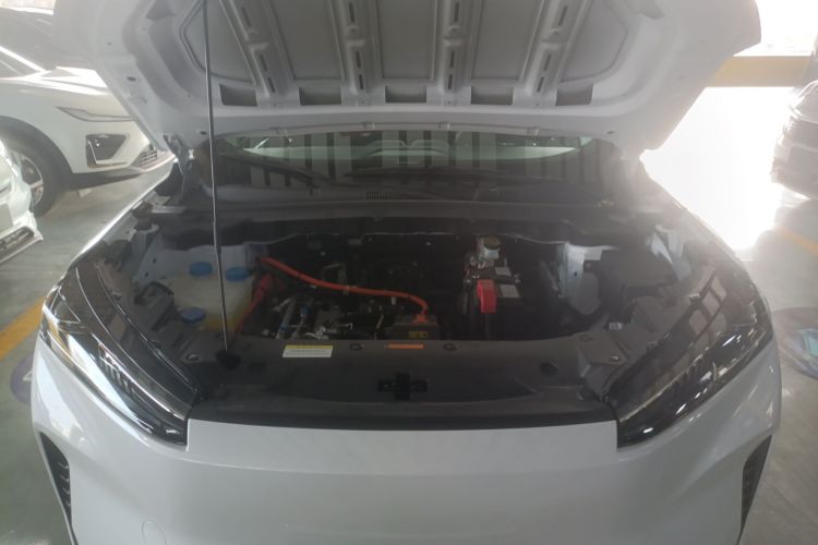 东风风神 SKY EV01 2025款 530km AIR精英版机舱底盘24