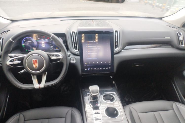 红旗HS3 PHEV 2024款 PHEV 115km 劲为版中控内饰12