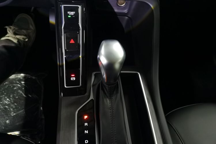 荣威i5 2026款 1.5L CVT豪华版中控内饰18