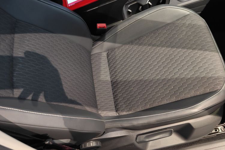 大众 途观L 2017款 330TSI 自动两驱风尚版局部细节41