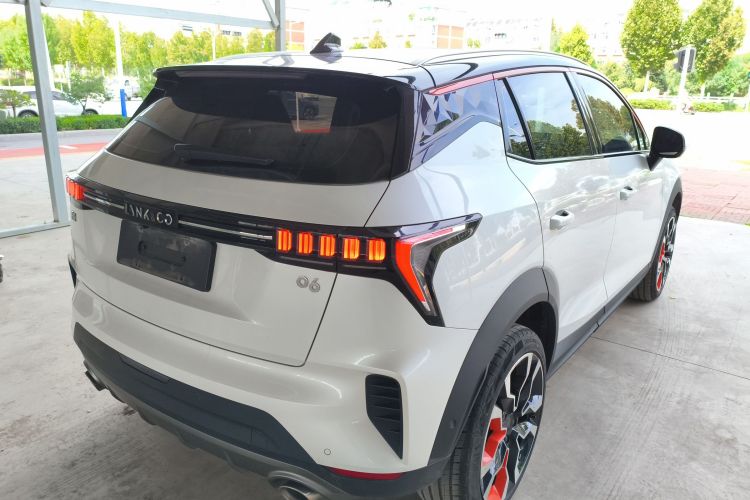 领克06 2021款 1.5T Shero粉色特别版车身外观7