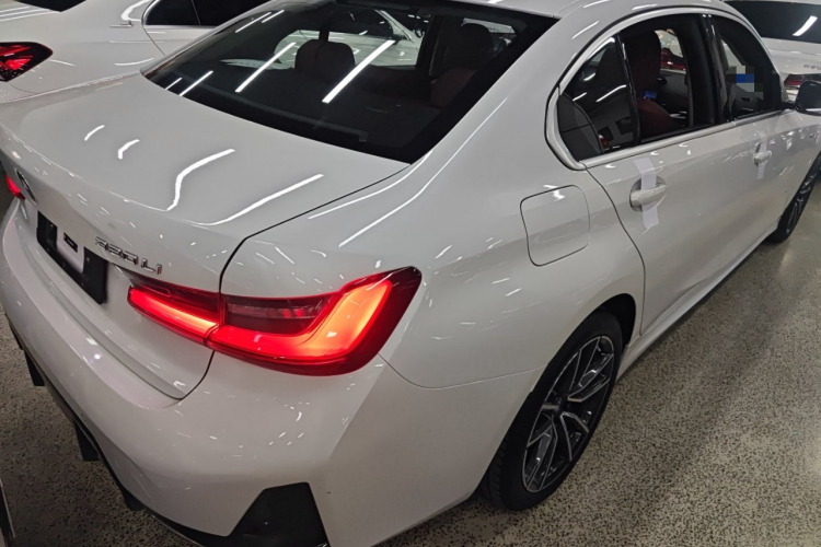 宝马3系 2024款 320Li M运动套装车身外观7