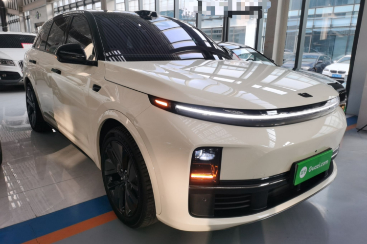 理想汽车 理想L7 2024款 MAX车身外观3