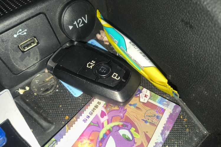 福特 福克斯 2021款 两厢 EcoBoost 180 自动锋潮型中控内饰11