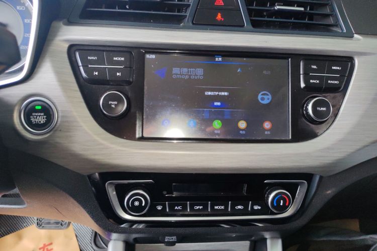 吉利汽车 远景X3 2017款 1.5L 自动尊贵型中控内饰16