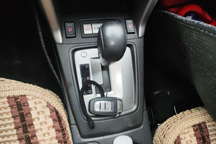 斯巴鲁 森林人 2014款 2.0i 自动豪华版中控内饰18