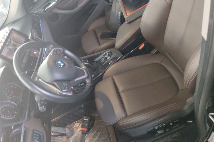 宝马X1 2020款 sDrive25Li 领先型局部细节19