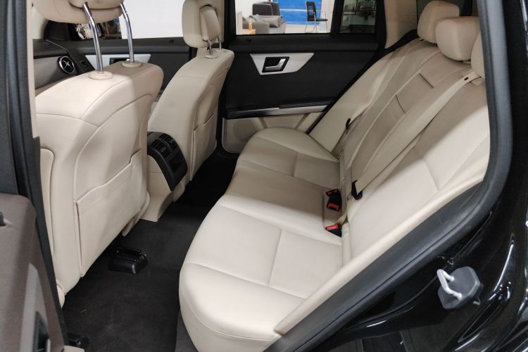 奔驰GLK级 2013款 改款 GLK 300 4MATIC 时尚型中控内饰7004