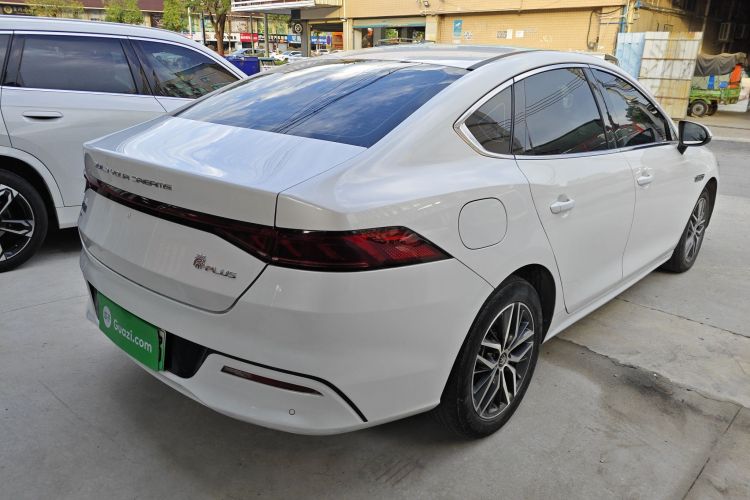 比亚迪 秦PLUS 2021款 EV 500KM 尊贵型车身外观7