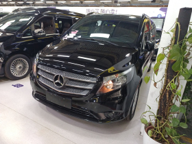 奔驰 威霆 2020款 2.0T 商务版 7座