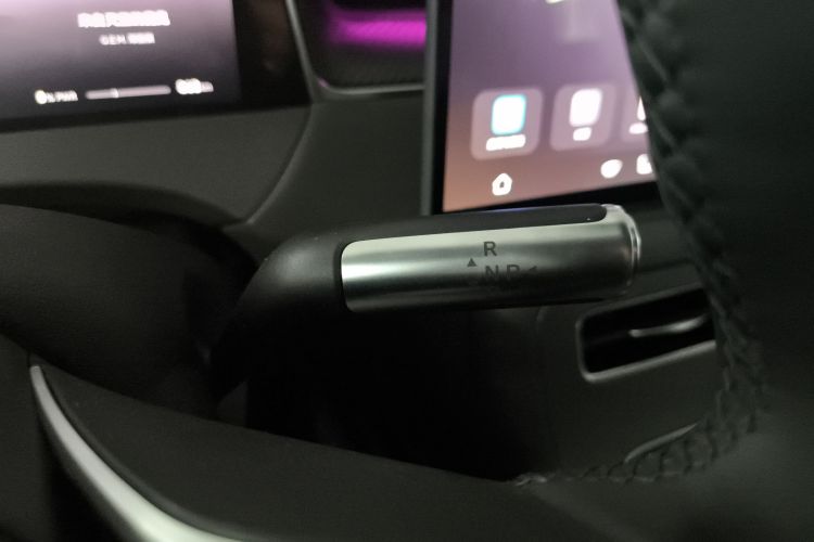 鸿蒙智行 尚界H5 2025款 增程 Max局部细节18