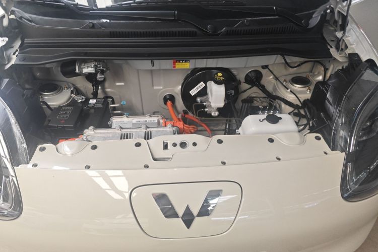 五菱汽车 宏光MINIEV 2025款 四门版 进阶款机舱底盘24