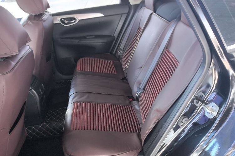 日产 轩逸 2021款 经典 1.6XE CVT舒适版中控内饰7004