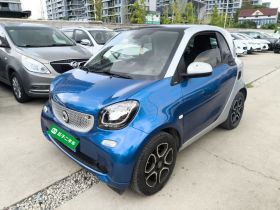 smart fortwo 2018款 0.9T 66千瓦硬顶先锋版 国V