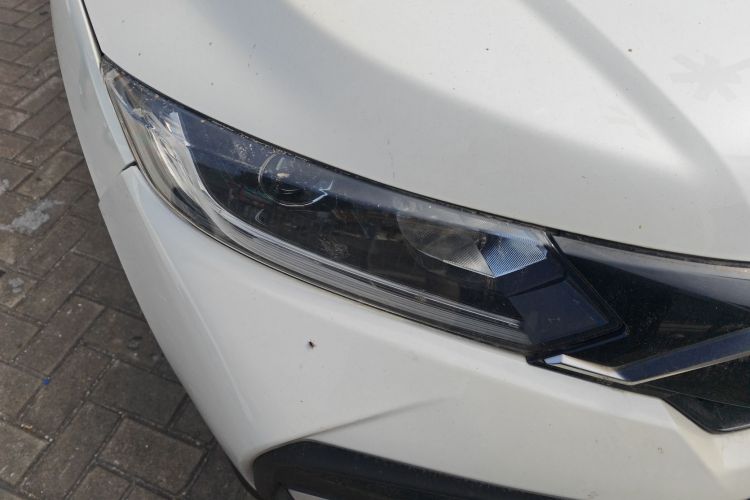 本田XR-V 2021款 220TURBO CVT舒适版车身外观8