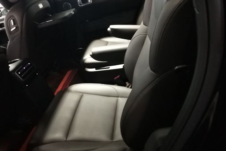 理想汽车 理想L9 2023款 Pro中控内饰21