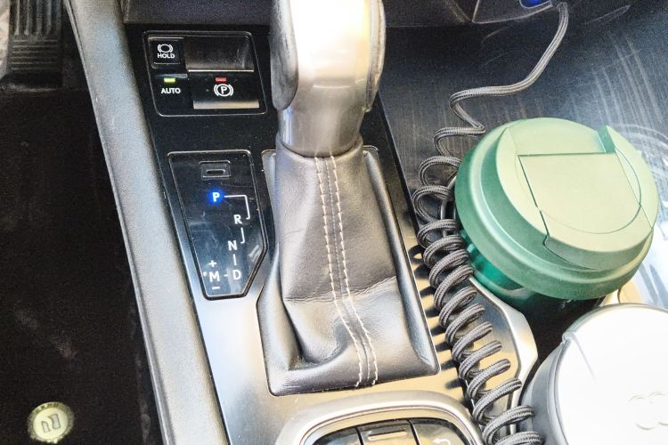 雷克萨斯RX 2016款 300 两驱精英版 国V中控内饰18