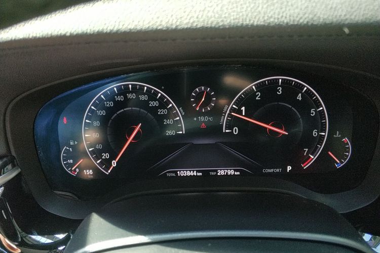 宝马5系 2019款 525Li M运动套装局部细节14