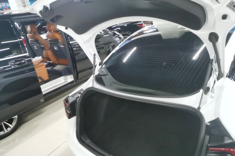 特斯拉 Model 3 2020款 标准续航后驱升级版机舱底盘23