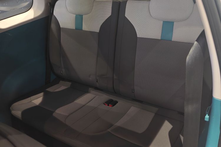 长安启源 长安Lumin 2022款 210km 香甜款中控内饰21