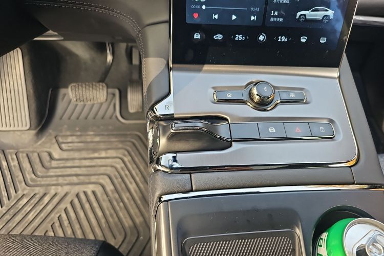 蔚来EC6 2020款 605KM 运动版中控内饰18