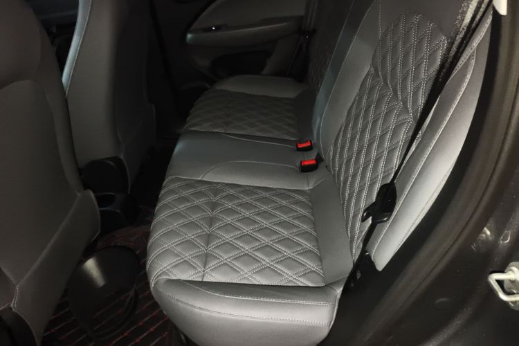 零跑汽车 零跑T03 2021款 400豪华版中控内饰21