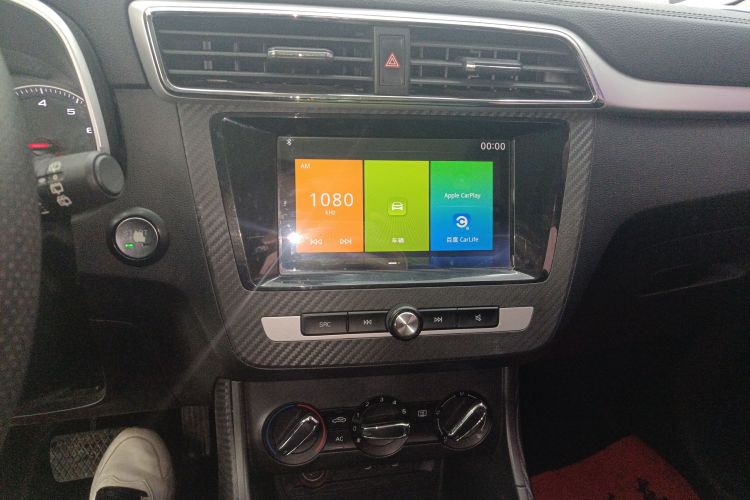 名爵ZS 2017款 1.5L 自动豪华版中控内饰16