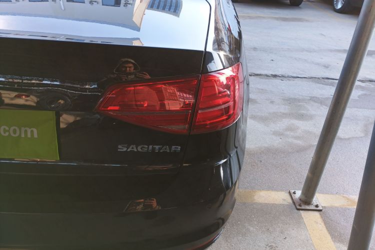 大众 速腾 2018款 1.6L 自动舒适型车身外观6006