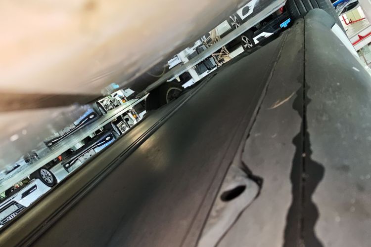 特斯拉 Model Y 2021款 长续航全轮驱动版机舱底盘29