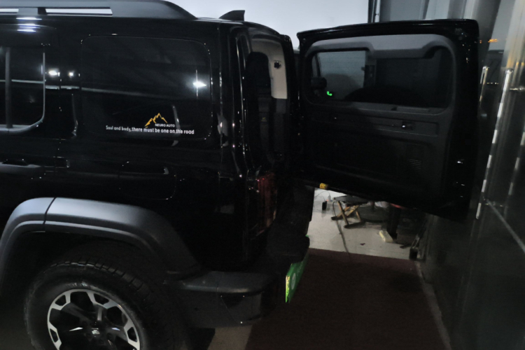 坦克300新能源 2025款 Hi4-T机舱底盘23