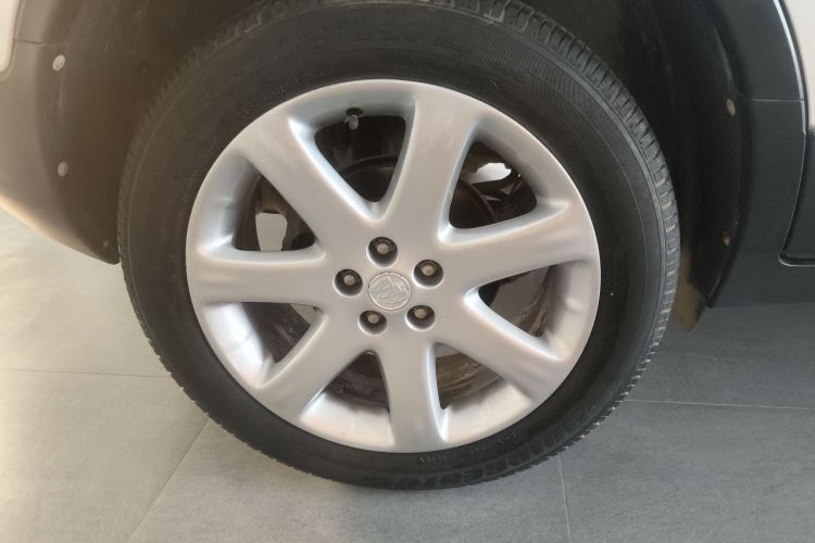 别克 昂科拉 2014款 1.4T 自动四驱全能旗舰型车身外观6008