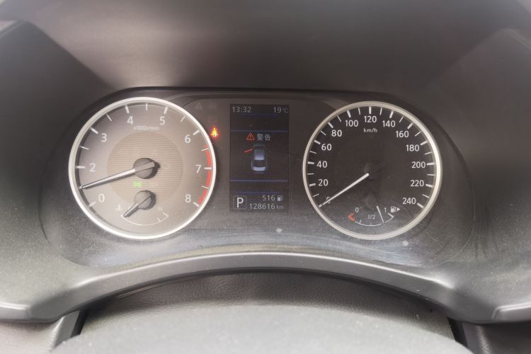 日产 轩逸 2020款 1.6L XL CVT悦享版中控内饰14