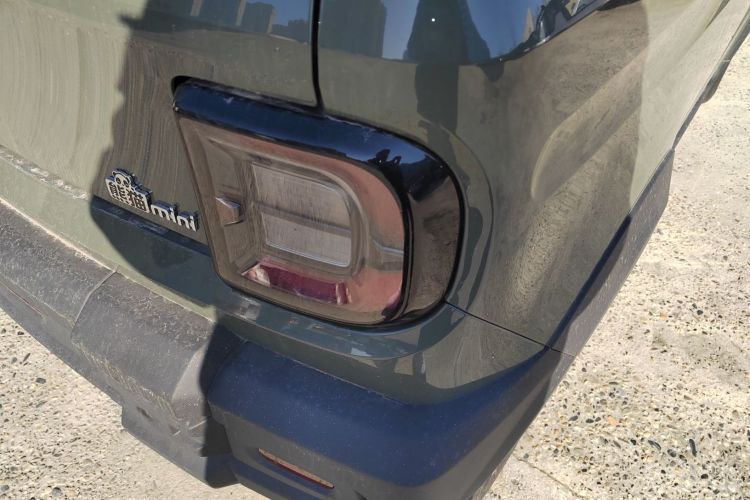 吉利银河 2025款 210km 熊猫骑士车身外观9